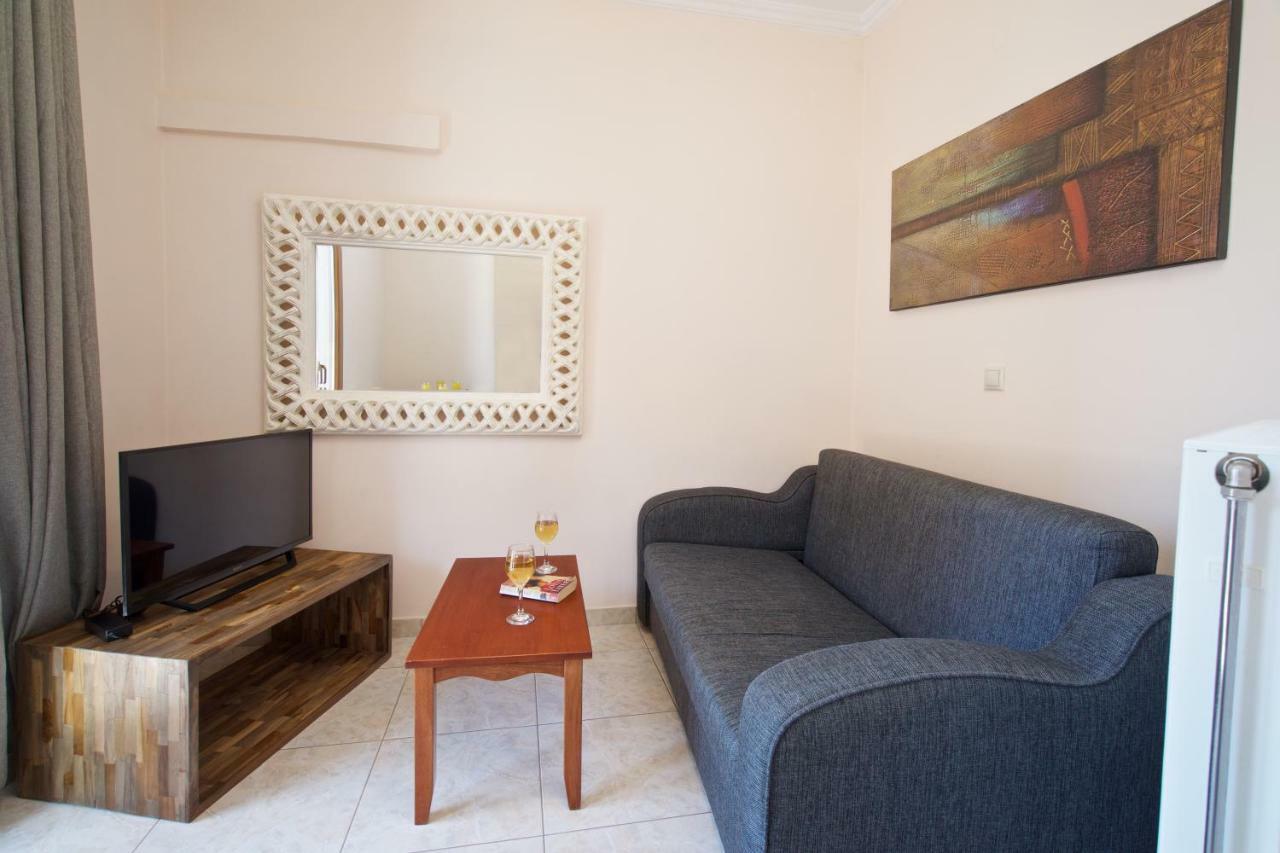"Hermes" Central Apartment อาร์กอสโตลี ภายนอก รูปภาพ